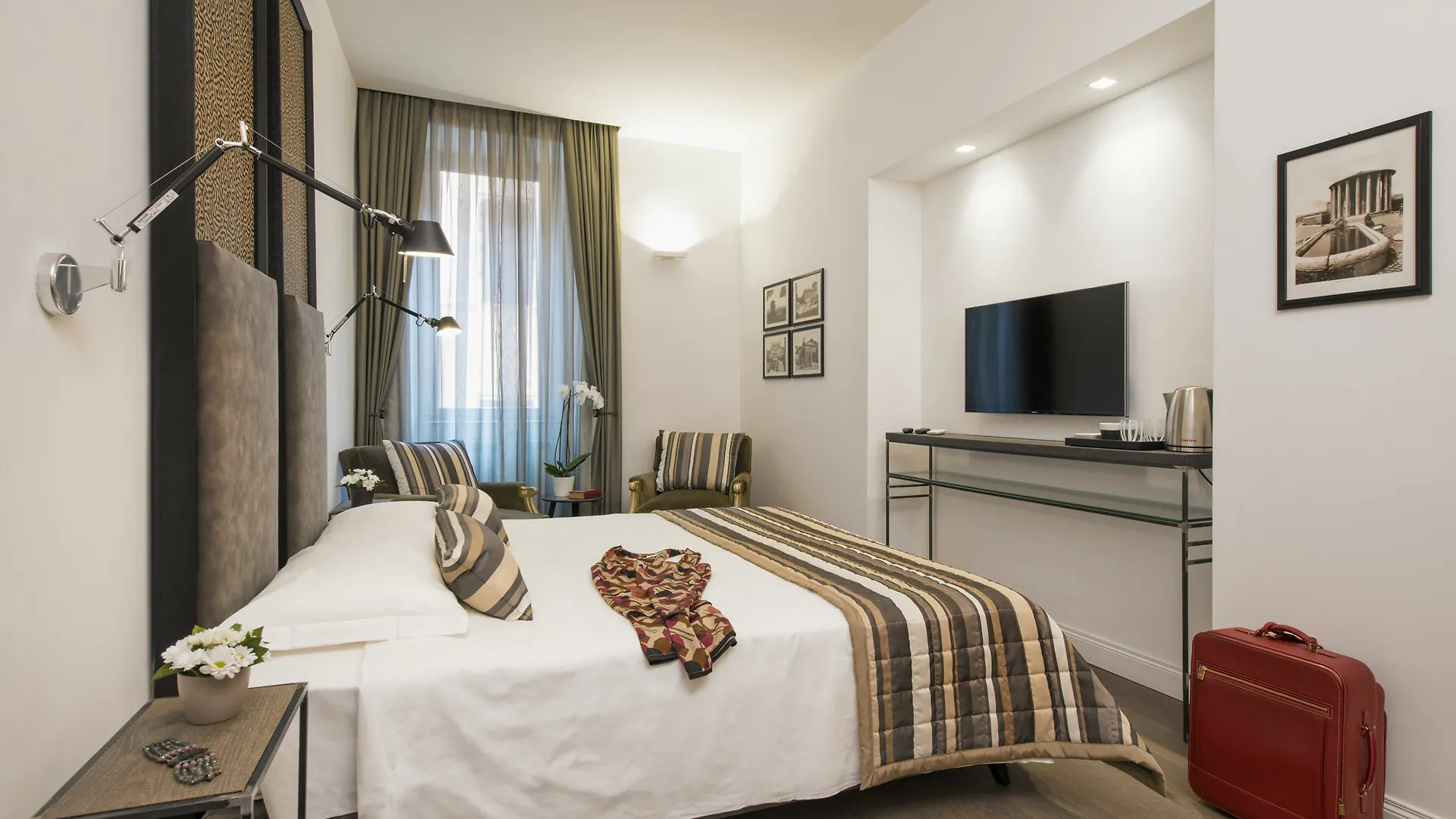 Maison Evelina Hotel Rome Italy